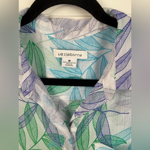 Liz Claiborne women’s white, green, blue sheer leaf print sleeveless tank Size M - Picture 3 of 6